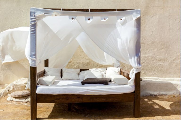 50+ Best Canopy Bed Ideas: Trendy Designs For Sleeping Tight