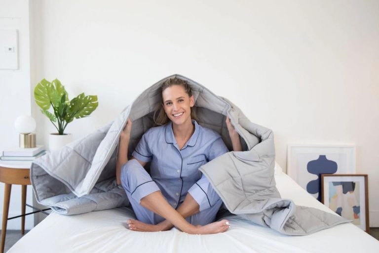 Luna Weighted Blanket Review (Less Axiety for Sure?)
