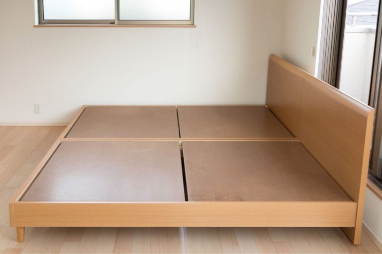Plywood Under Mattress Instead of Box Springs: Does is Work As Expected?